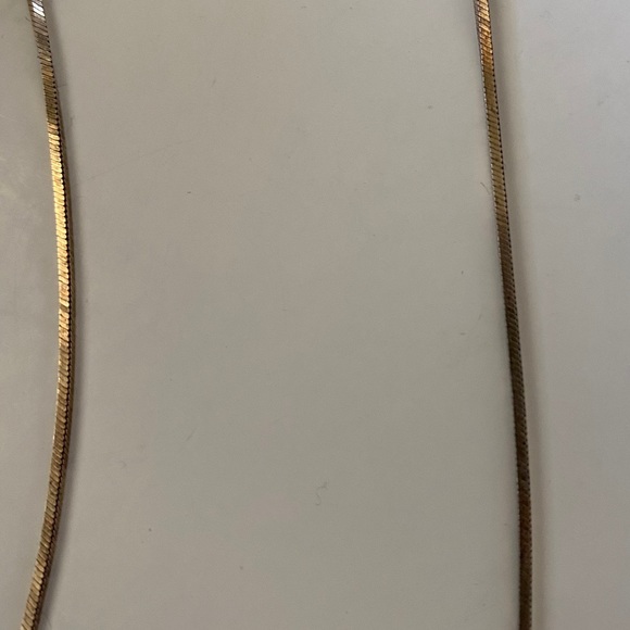 Gold Chain - Picture 3 of 3